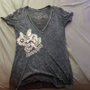 detailed shirt very 2000’s